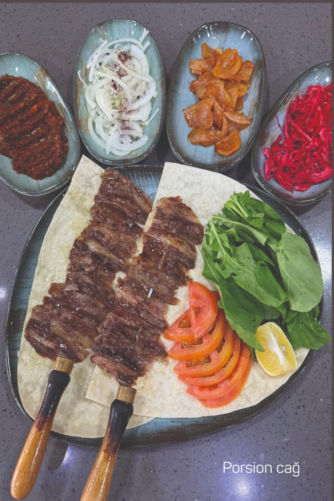 Geleneksel Tatların Modern Yorumu